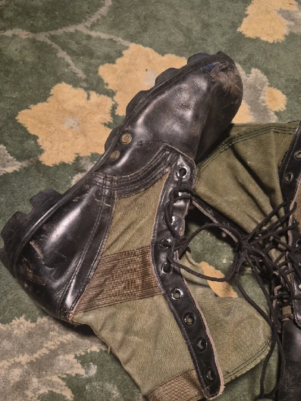 Men's Olive Green and Black Lace-Up Combat Boots